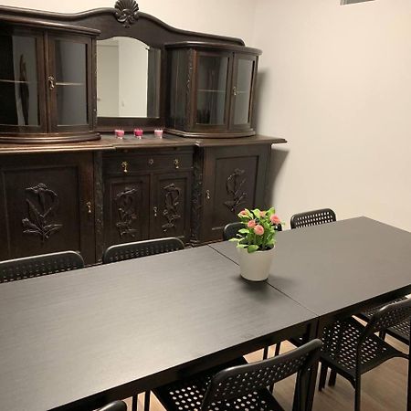 Central Private Rooms In Popular Neighborhood! Köln Eksteriør bilde