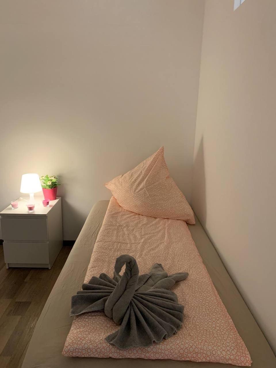Central Private Rooms In Popular Neighborhood! Köln Eksteriør bilde